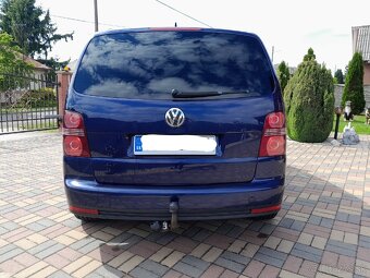 VW Touran 1.9TDi DSG - 6