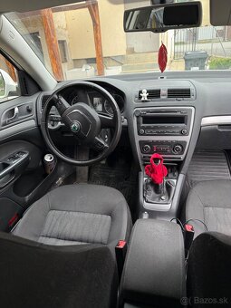 Octavia 2 facelift combi - 6