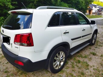 Predám KIA Sorento 2.2 CRDi VGT 4WD LX A/T - 6