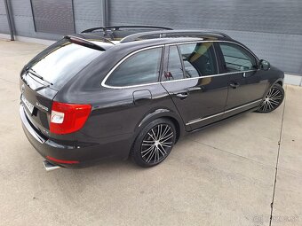 Škoda Superb 3,6 V6 4x4 DSG - 6