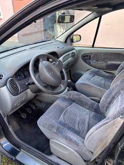 Renault Megane scenic - rezervované - 6