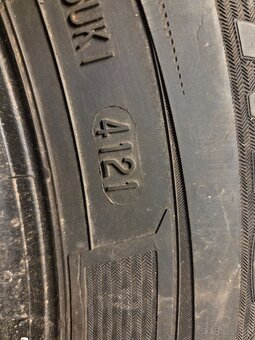 215/65 R15C zimne - 6