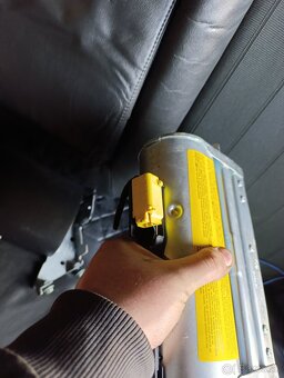 Airbag spolujazdca 3B0880204C - 6
