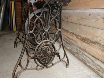 Predám sijaci stroj Singer - 6