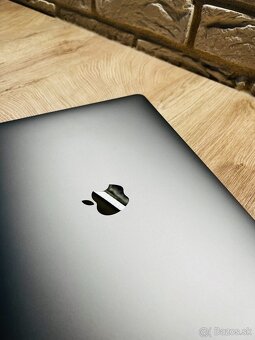 🍏 MacBook Air 13 Retina 2020 – TOP stav, málo používaný - 6