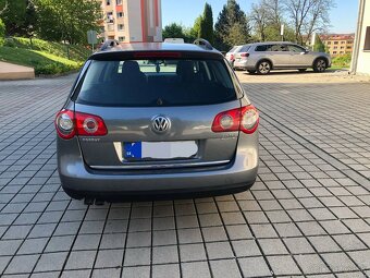 Volkswagen Passat B6 2.0 TDI 4MOTION - 6