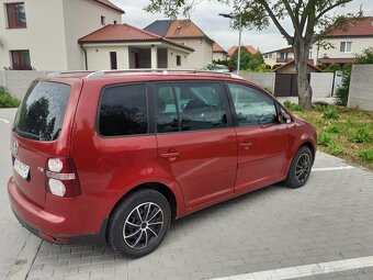 Volkswagen Touran 2.0 tdi 103kw - 6
