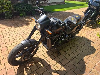HARLEY-DAVIDSON FXDR 114" (FXDRS) - 6