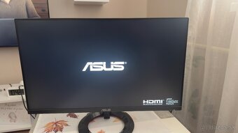 Predam monitor asus - 6