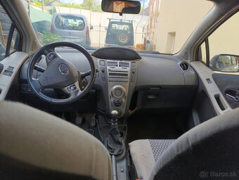 Predám TOYOTA YARIS 1.4D TS - 6