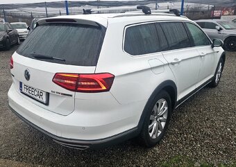Volkswagen Passat Alltrack 2.0 TDI 4MOTION DSG - 6