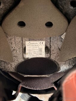 Jazdecké prilby 3 ks - 6