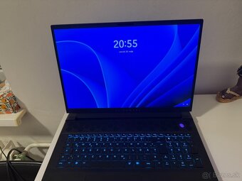 Alienware m18 R1 - 6