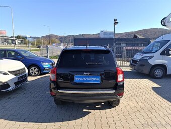 Jeep Compass 2.2L I4 CRD Limited 4x4 - 6