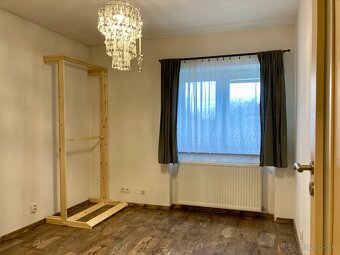 4-izbový rodinný dom s terasou a 7-árovou záhradou, Nová Str - 6