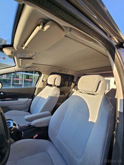 Peugeot 5008 - 6