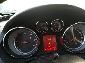 Opel insignia - 6