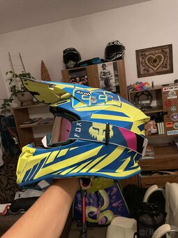 Prilba Airoh Twist 2.0 Frame modrá fluo 21 + okliare fox - 6