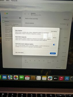 Apple MacBook - 6