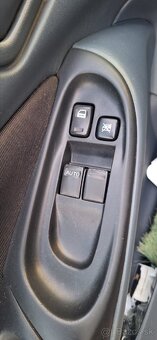 Nissan Almera - 6