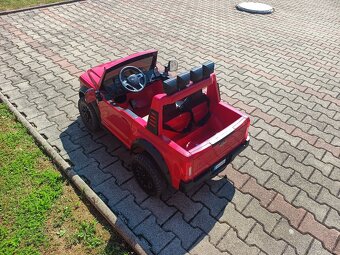 Elektrické autíčko Ford F450 Limited 4x4 - 6