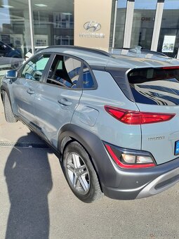 Hyundai Kona 1.0 T-GDi Family A/T automat 88kw - 6