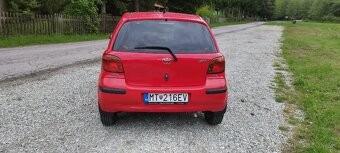 Toyota Yaris - 6