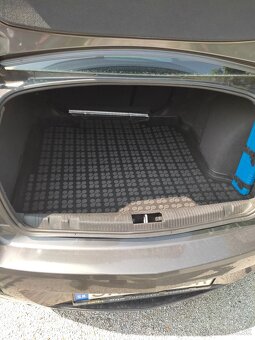 0pel Astra 1.6 85 KW, 74 700km, r.v. 2/2011 - 6