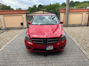 Mercedes-Benz B180 1.6i (90 kW / 122 koní), r.v. 08/2012 - 6