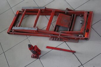 hydraulický zdvihák na motorky a štvorkolky - 6