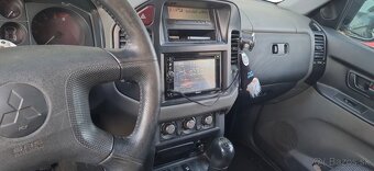 Mitsubishi Pajero 2.5tdi 4x4 - 6