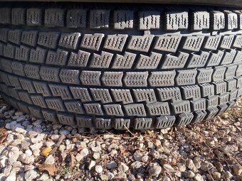 Zimné pneumatiky 215/70r16 - 6