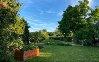 Na predaj 3 izbový rodinný dom s krásnym pozemkom - 6