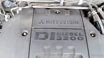Mitsubishi Pajero 3.2 DI-D 2004 predám MOTOR 4M41, TRYSKY - 6