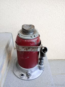Zdviha 12T - hydraulicky zdvihak (Hever) - 6