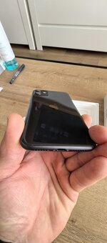 Predám Iphone 11 64 GB Bleck - 6