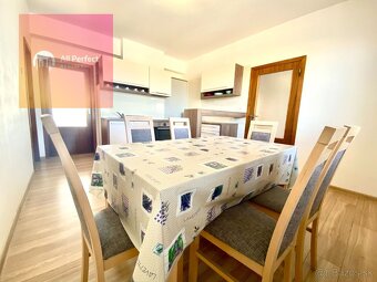 Priestranný zariadený 4-izbový byt s veľkou loggiou, balkóno - 6
