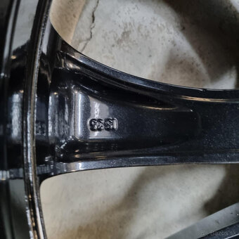 BMW disky 5x120 R20 ET40-ET35 - 6