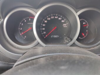 Suzuki Grand Vitara 1,9DDiS 4x4 - 6
