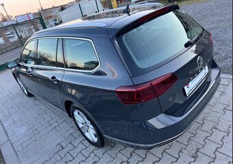 Volkswagen Passat Variant 2.0 TDI EVO Elegance DSG - 6
