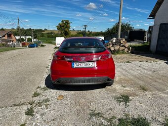 Honda Civic 2.2 CDTi - 6