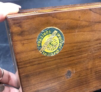 Brazília, dóza z dreva a perlete - 6