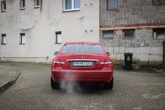 Mercedes-Benz E trieda Kupé 200 BlueEFFICIENCY 7G - 6