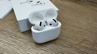 Apple AirPods 4 s ANC - 6