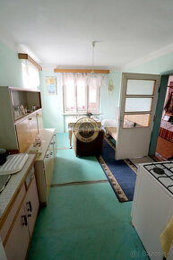 PREDAJ: Starší veľkometrážny 3 izbový dom, Svrbice - 6