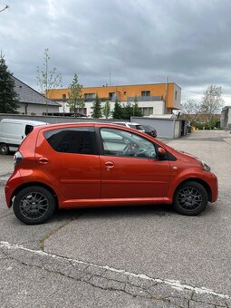 Predám auto TOYOTA AYGO - 6