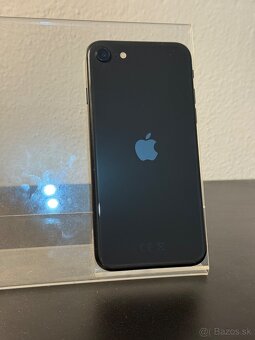 Predám Apple iPhone SE 2020 64GB Black Minimálne známky - 6