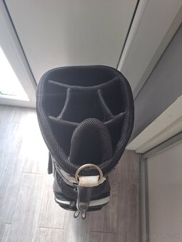 Predám golfový set palíc vrátane bagu - 6