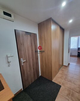 Na predaj zrekonštruovaný 3-izbový byt – sídlisko Východ - 6