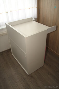 IKEA prebalovací pult - ružový - 6